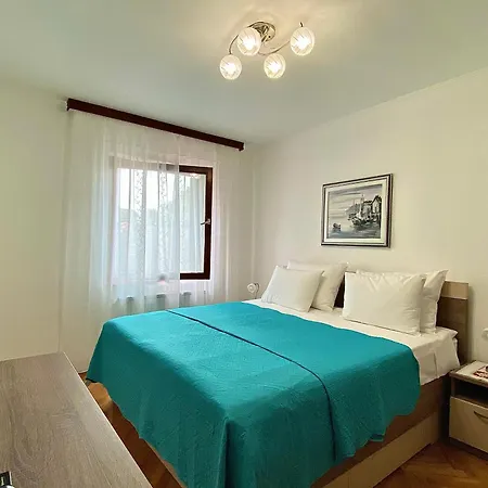 Apartment Nadia *